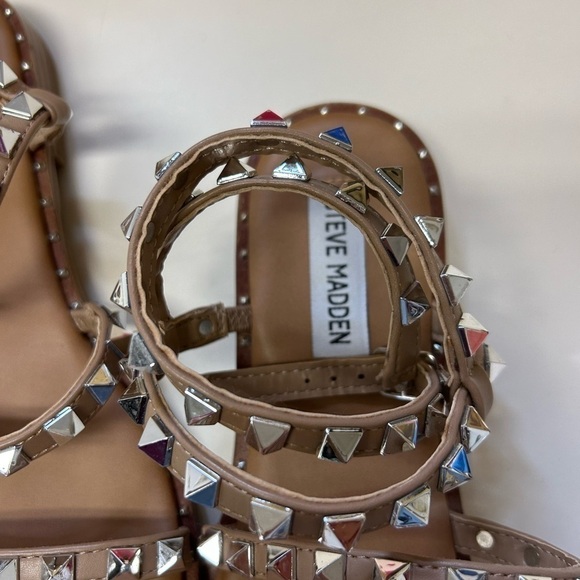 Steve Madden Travel Tan - Picture 3 of 6